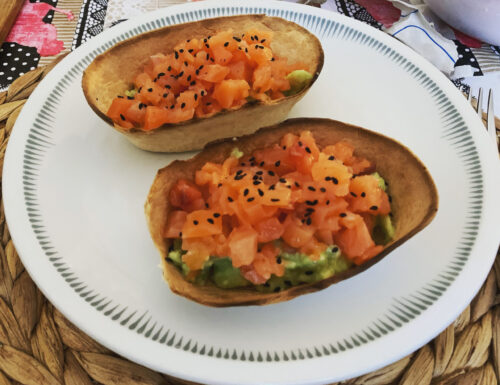 Tacos di avocado e salmone